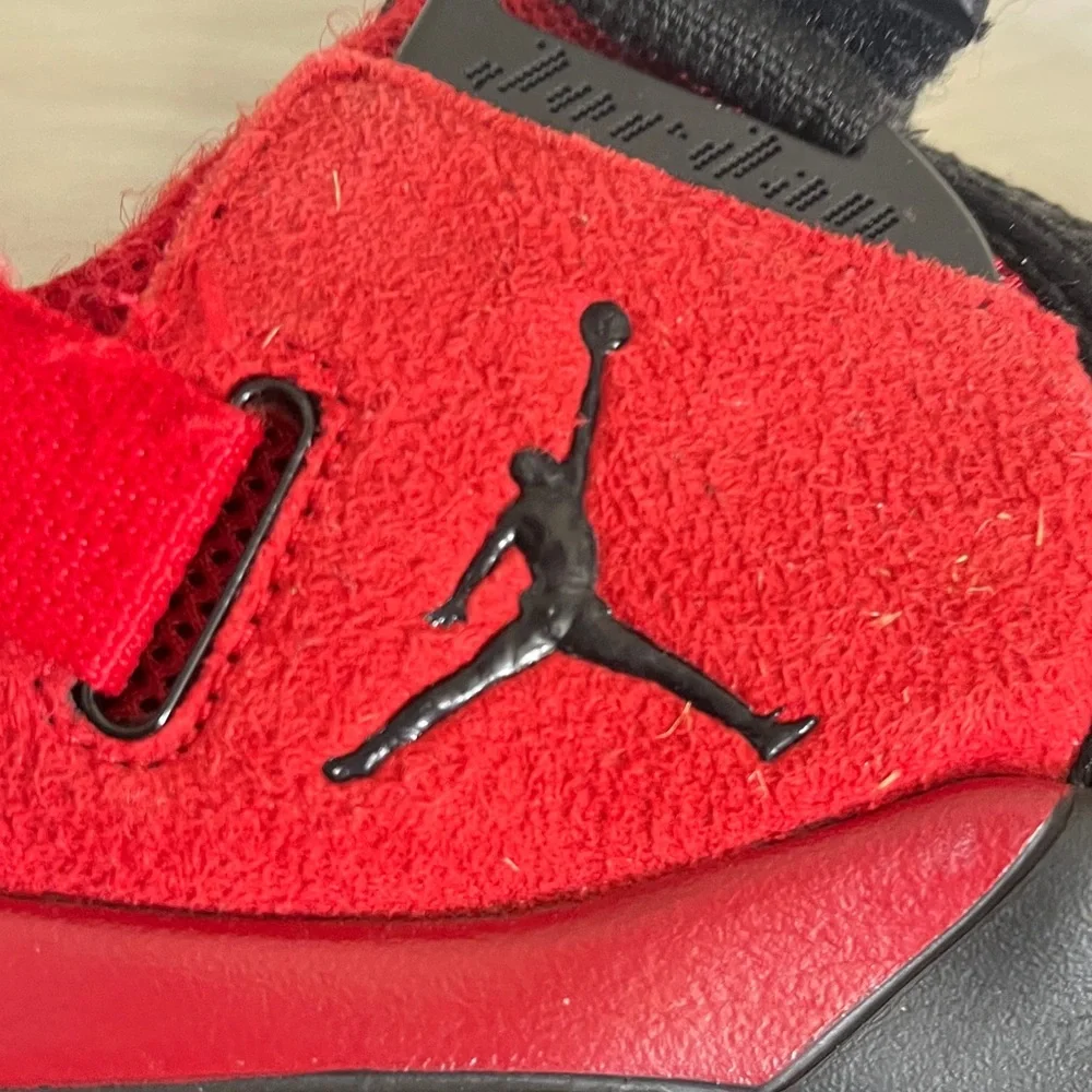Jordan Black Red Sneakers